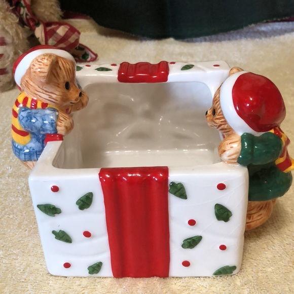 Figi 1998 Let's Peek Candy Dish 6" x 4" x 4.5" - Picture 3 of 5